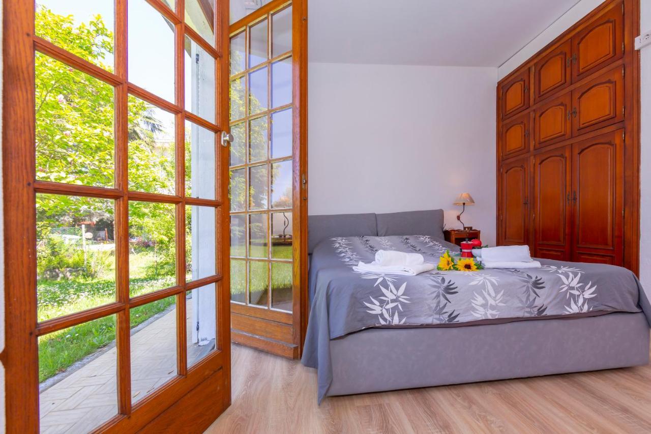 Villa Martine Au Bord Du Lac - Happy Rentals Cadrezzate Екстериор снимка