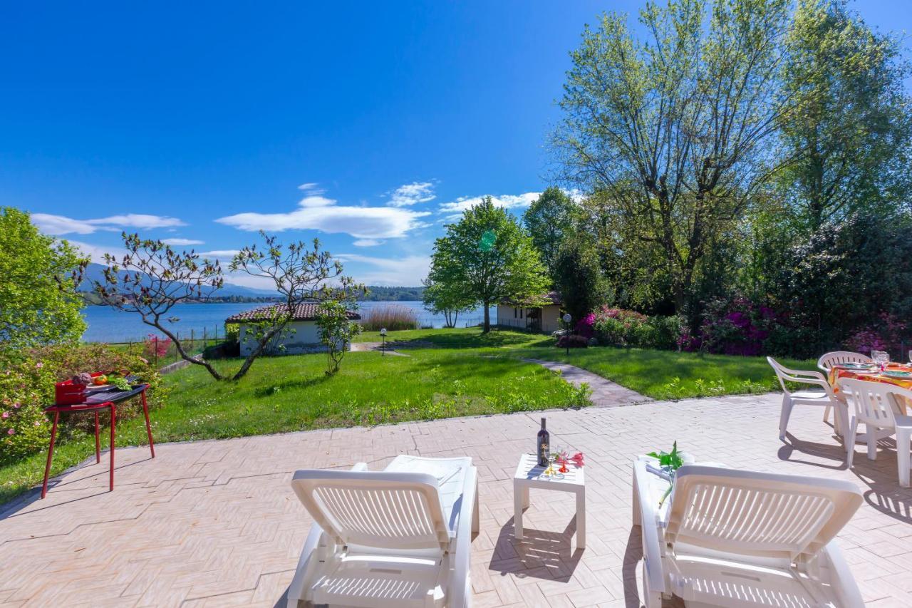 Villa Martine Au Bord Du Lac - Happy Rentals Cadrezzate Екстериор снимка